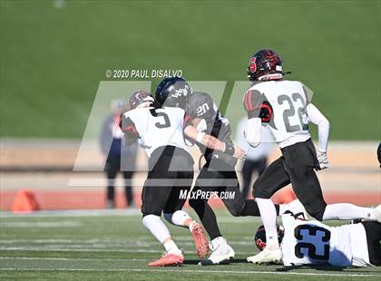 Thumbnail 3 in Limon vs. Strasburg (CHSAA 1A State Final) photogallery.