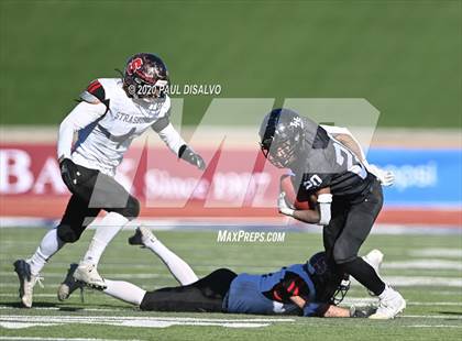 Thumbnail 1 in Limon vs. Strasburg (CHSAA 1A State Final) photogallery.
