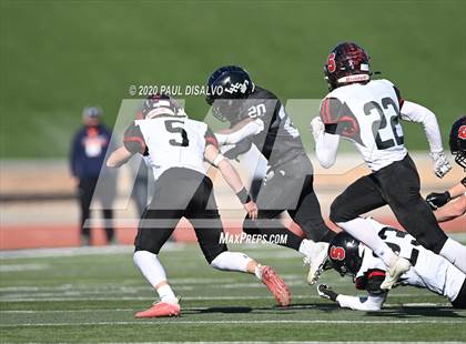Thumbnail 2 in Limon vs. Strasburg (CHSAA 1A State Final) photogallery.