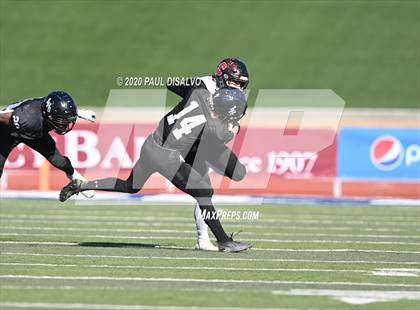 Thumbnail 1 in Limon vs. Strasburg (CHSAA 1A State Final) photogallery.