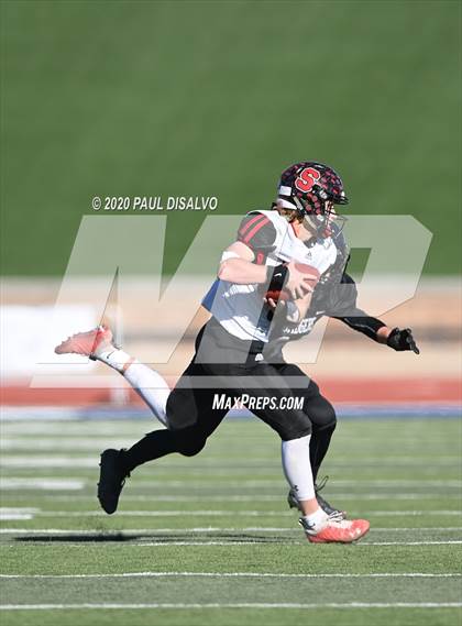 Thumbnail 2 in Limon vs. Strasburg (CHSAA 1A State Final) photogallery.