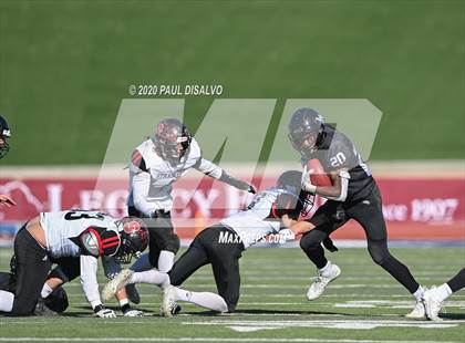 Thumbnail 3 in Limon vs. Strasburg (CHSAA 1A State Final) photogallery.
