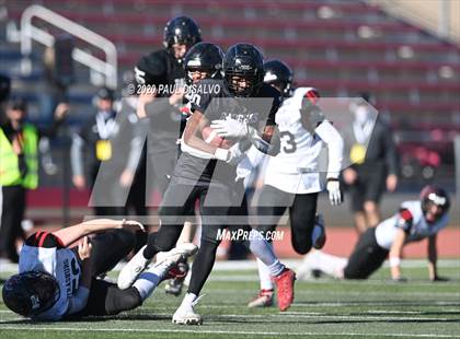 Thumbnail 3 in Limon vs. Strasburg (CHSAA 1A State Final) photogallery.