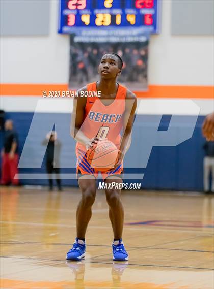 Thumbnail 2 in Rainier Beach @ Eastside Catholic photogallery.