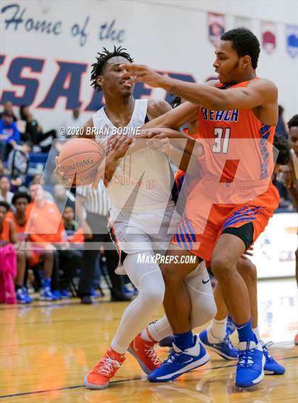 Thumbnail 2 in Rainier Beach @ Eastside Catholic photogallery.