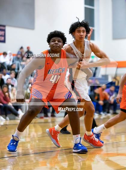 Thumbnail 2 in Rainier Beach @ Eastside Catholic photogallery.