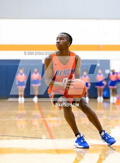Thumbnail 1 in Rainier Beach @ Eastside Catholic photogallery.