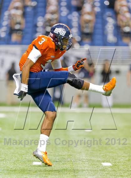 Thumbnail 3 in Brandeis vs. Steele (UIL 5A Division 2 Quarterfinal Playoff) photogallery.