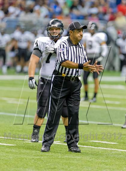Thumbnail 1 in Brandeis vs. Steele (UIL 5A Division 2 Quarterfinal Playoff) photogallery.