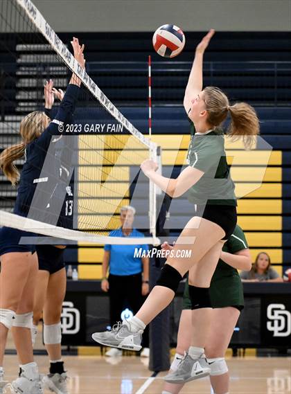 Thumbnail 3 in Gordon Lee vs. Notre Dame photogallery.