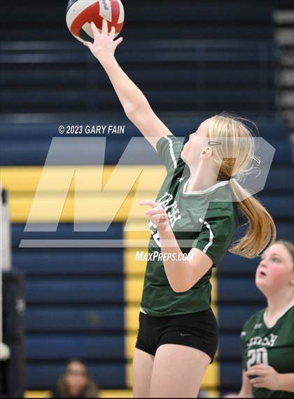 Thumbnail 3 in Gordon Lee vs. Notre Dame photogallery.