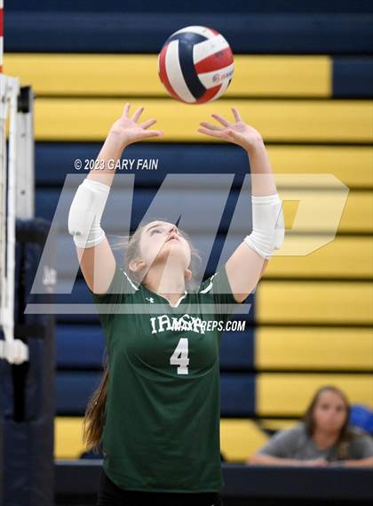 Thumbnail 3 in Gordon Lee vs. Notre Dame photogallery.