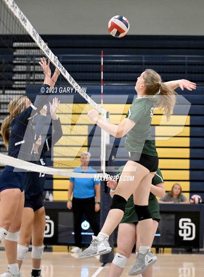 Thumbnail 2 in Gordon Lee vs. Notre Dame photogallery.