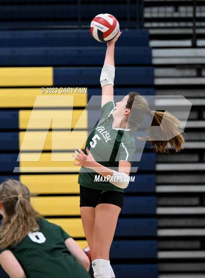 Thumbnail 1 in Gordon Lee vs. Notre Dame photogallery.