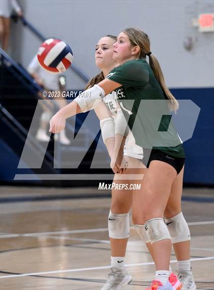 Thumbnail 2 in Gordon Lee vs. Notre Dame photogallery.