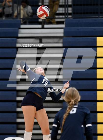 Thumbnail 2 in Gordon Lee vs. Notre Dame photogallery.