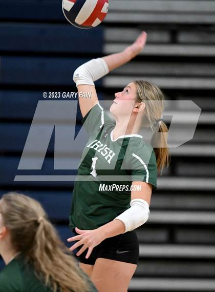 Thumbnail 2 in Gordon Lee vs. Notre Dame photogallery.