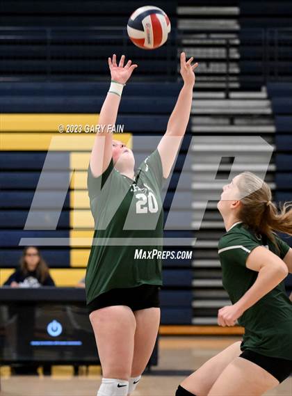 Thumbnail 2 in Gordon Lee vs. Notre Dame photogallery.