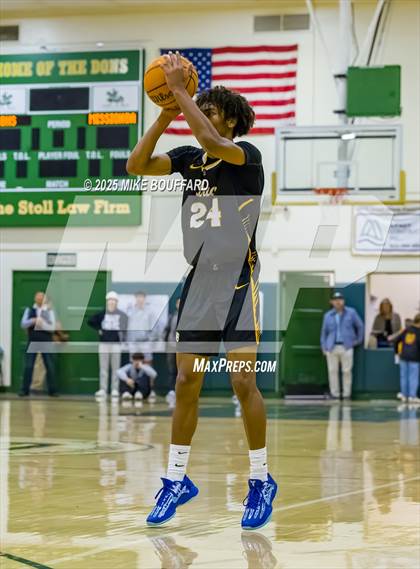 Thumbnail 2 in Mission Bay vs Santa Barbara (CIF D1 State Playoffs) photogallery.