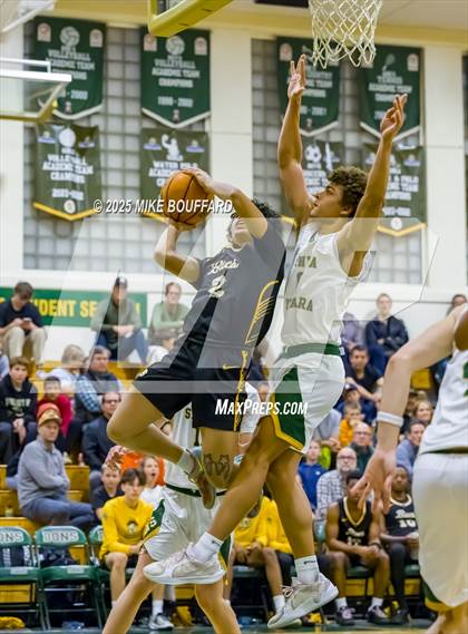 Thumbnail 1 in Mission Bay vs Santa Barbara (CIF D1 State Playoffs) photogallery.