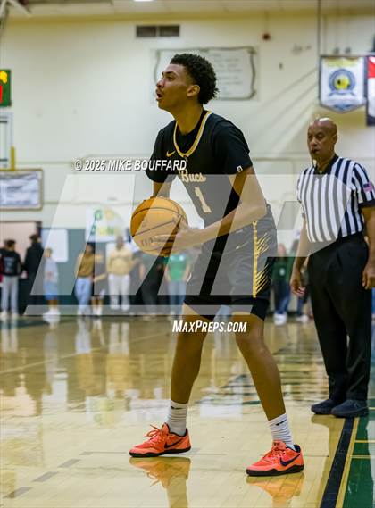 Thumbnail 1 in Mission Bay vs Santa Barbara (CIF D1 State Playoffs) photogallery.
