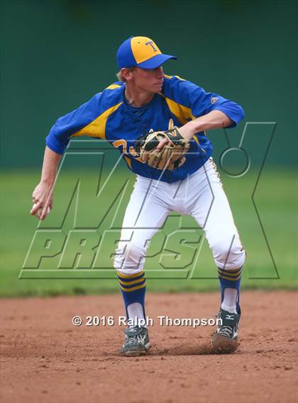 Thumbnail 3 in Turlock vs. Maria Carrillo (Boras Classic) photogallery.