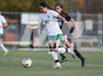 Thumbnail 2 in Granada Hills Charter vs  El Camino Real photogallery.