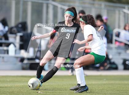 Thumbnail 3 in Granada Hills Charter vs  El Camino Real photogallery.