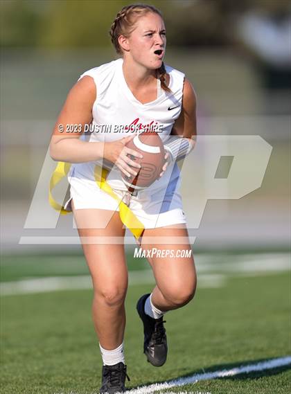 Thumbnail 1 in Lodi @ Tokay photogallery.