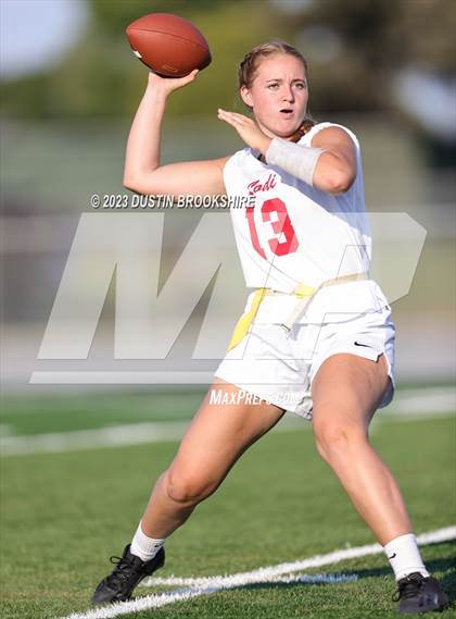 Thumbnail 1 in Lodi @ Tokay photogallery.