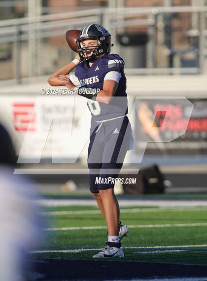 Thumbnail 3 in Lone Peak @ Corner Canyon (Sophomore) photogallery.
