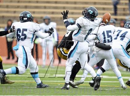 Thumbnail 3 in Amarillo vs. Chapin (UIL 4A Region 1 Bi-District Playoff) photogallery.