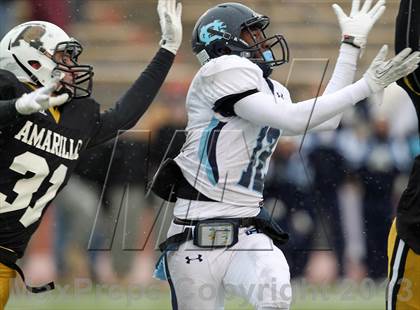 Thumbnail 2 in Amarillo vs. Chapin (UIL 4A Region 1 Bi-District Playoff) photogallery.