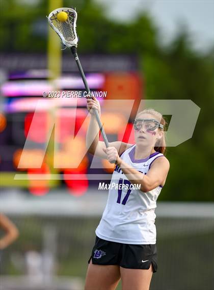 Thumbnail 3 in Woodbridge vs Battlefield (VHSL Class 6 Region B Quarterfinal) photogallery.