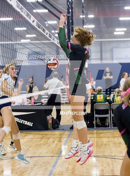 Thumbnail 2 in Berkeley Prep vs Mountain Brook (Nike Tournament of Champions)  photogallery.