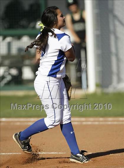 Thumbnail 1 in Summit vs. Arlington photogallery.