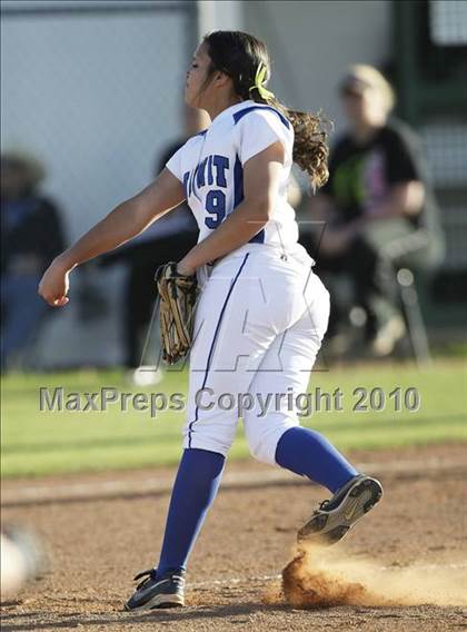 Thumbnail 2 in Summit vs. Arlington photogallery.