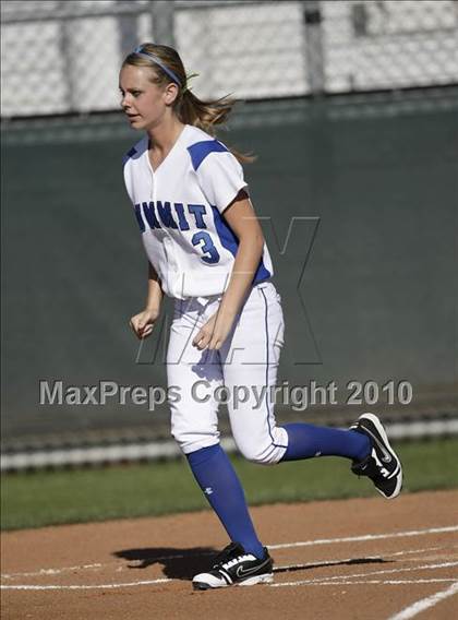 Thumbnail 1 in Summit vs. Arlington photogallery.