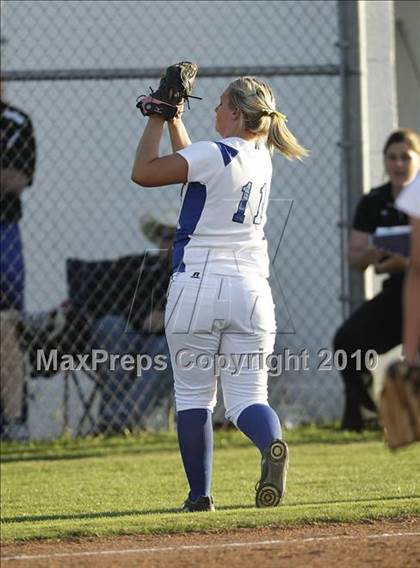 Thumbnail 2 in Summit vs. Arlington photogallery.