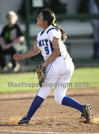 Thumbnail 3 in Summit vs. Arlington photogallery.