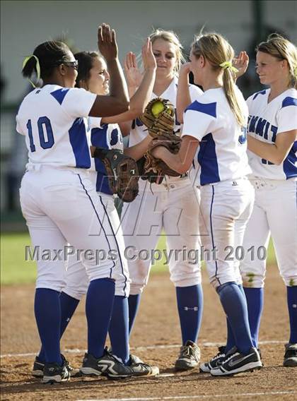 Thumbnail 3 in Summit vs. Arlington photogallery.
