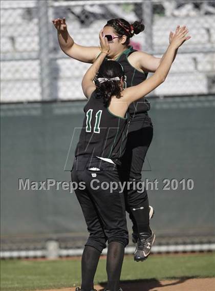 Thumbnail 2 in Summit vs. Arlington photogallery.