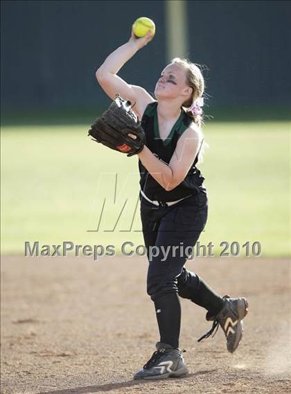 Thumbnail 3 in Summit vs. Arlington photogallery.