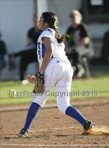 Thumbnail 1 in Summit vs. Arlington photogallery.
