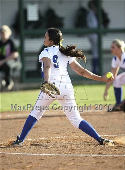 Thumbnail 2 in Summit vs. Arlington photogallery.