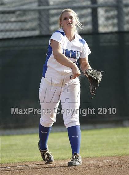 Thumbnail 2 in Summit vs. Arlington photogallery.