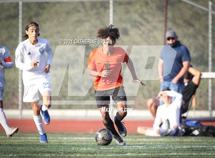 Thumbnail 3 in Temescal Canyon vs. Poly photogallery.