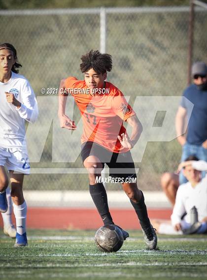 Thumbnail 1 in Temescal Canyon vs. Poly photogallery.