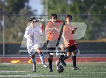Thumbnail 1 in Temescal Canyon vs. Poly photogallery.