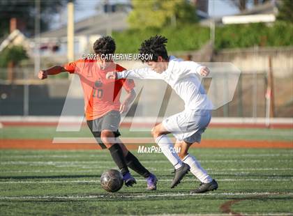 Thumbnail 3 in Temescal Canyon vs. Poly photogallery.